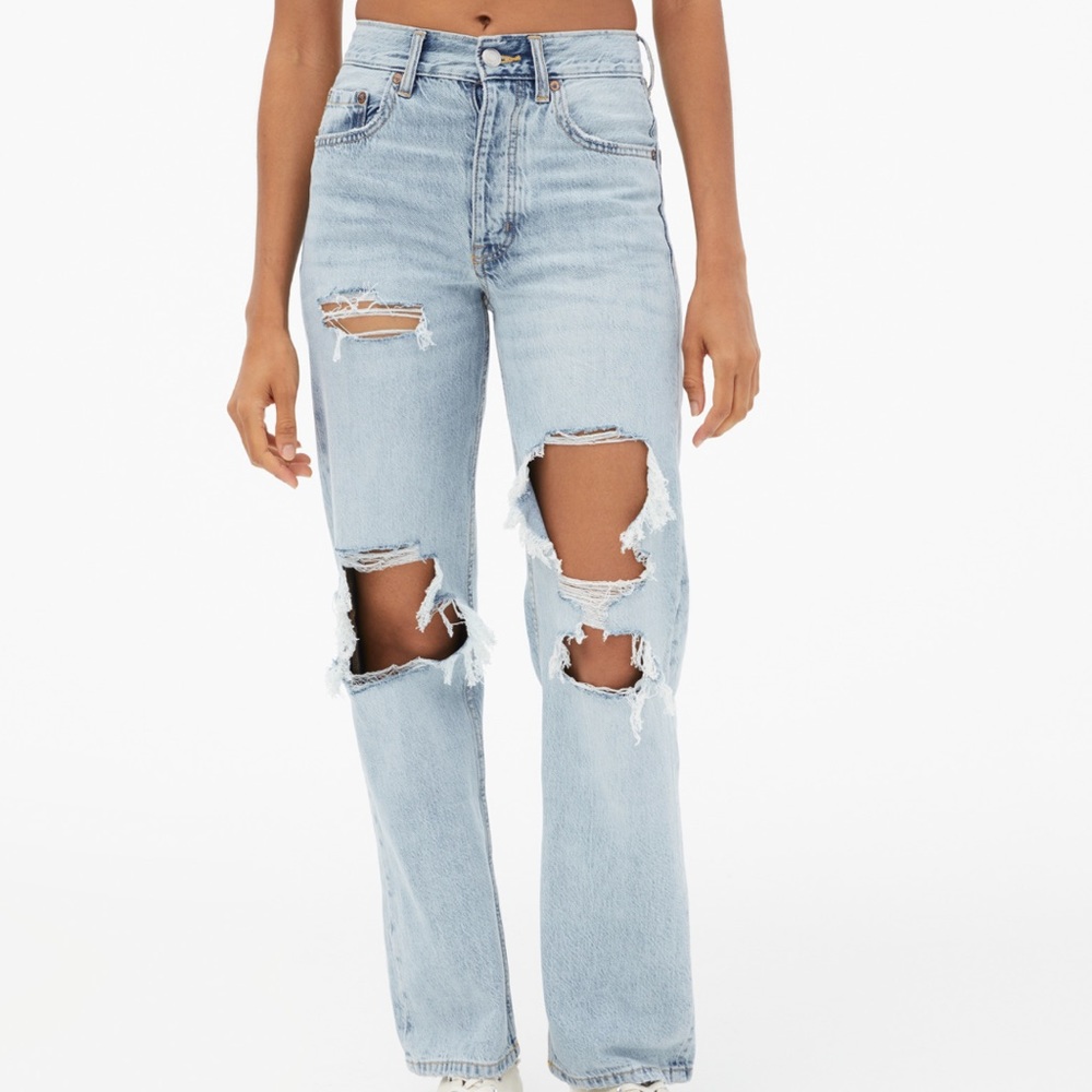 Aeropostale 90s Baggy Light Wash Ripped Jeans